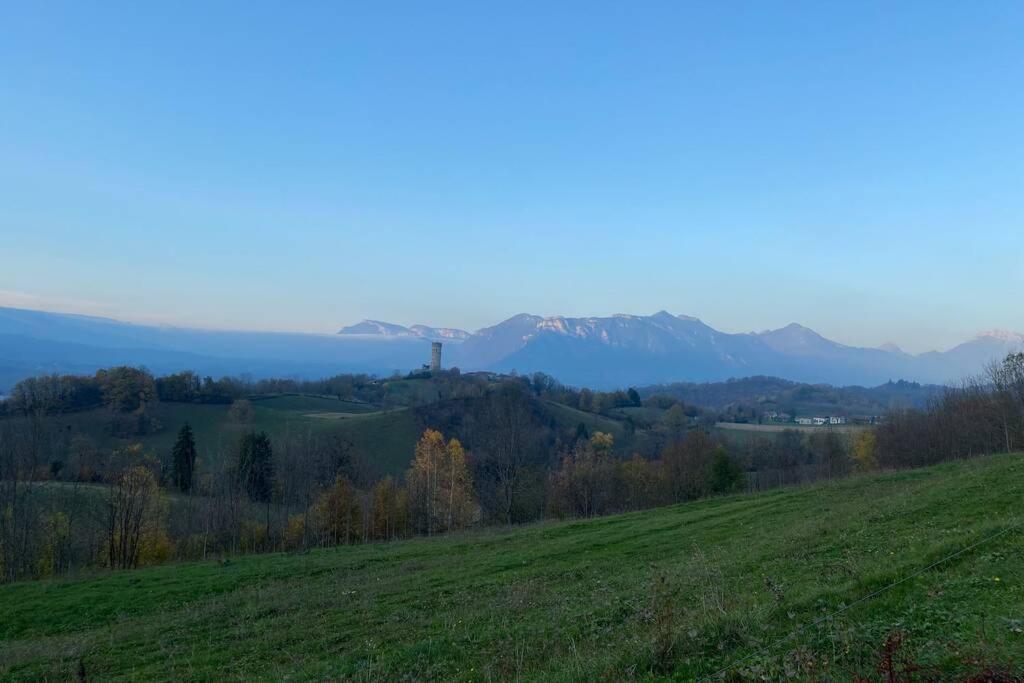 Au calme avec vue magnifique à Saint Maximin Apartamento Exterior foto