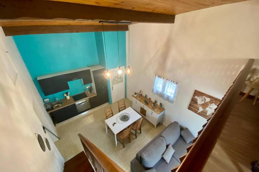 Au calme avec vue magnifique à Saint Maximin Apartamento Exterior foto